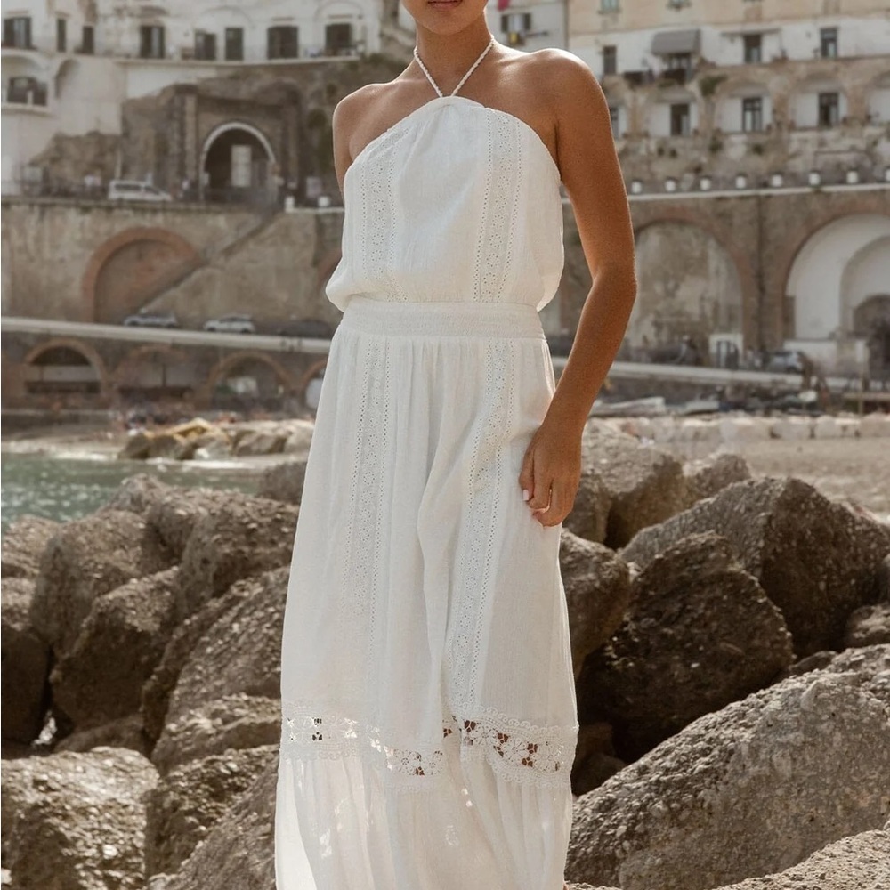 Lovestitch Elegant White Strapless Maxi Dress